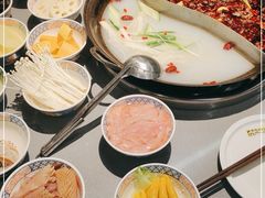 -周小明火锅(黑金冠社区店)