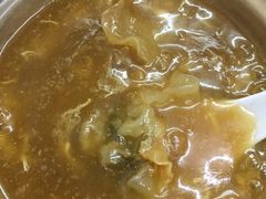 招牌花胶海参煲仔翅-添發碗仔翅美食