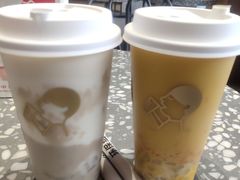 -喜茶(迪士尼小镇DP店)