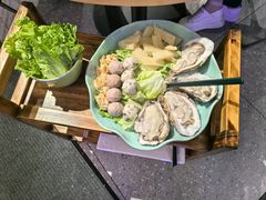 -瑞虹新天地月亮湾