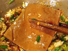 -黄潇洒老火锅(九眼桥宏济巷店)