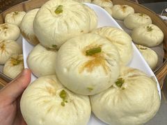 -李与白包子铺(桐梓林店)