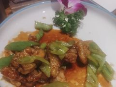 -山河屯铁锅炖·非遗东北菜(南山店)
