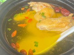 -七的湖·晚芳亭·阳澄湖农家菜·大闸蟹(莲花岛店)