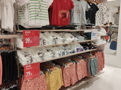 -优衣库(南京建邺万达广场店)