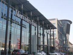 -北京鹏龙大道奔驰4S店(纪家庙店)