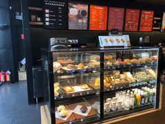 面包甜点陈列柜-星巴克臻选(宁波世纪东方广场店)