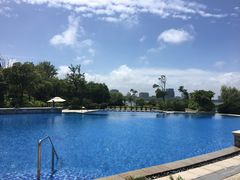 -上海滴水湖皇冠假日酒店