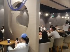 -瑞幸咖啡(新世界中心店)