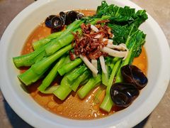 白灼菌菇菜心-新白鹿餐厅(金鹰新街口店)