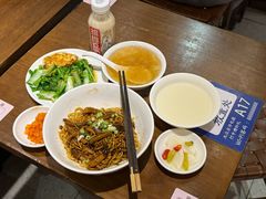 -寻裕记·现炒浇头面(人民广场店)