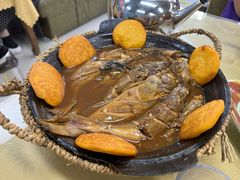 -崴海渔村(虹梅路店)