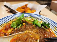 大勺肉酱酸辣粉-遇见小面(东方宝泰店)