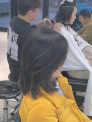 -丝语萱形象