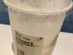 -喜茶(上海打浦桥日月光gelato lab+店)