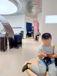 -In Style Hair Salon