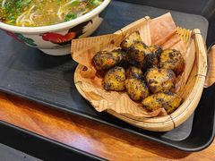 -云阿蛮云南生烫牛肉米线(奉贤路店)