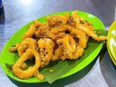 咸蛋黄鱿鱼-明记烧鱼美味店