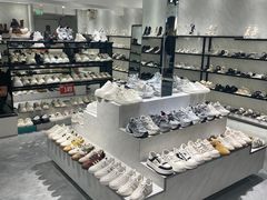 -南京时尚莱迪购物广场(正洪街店)