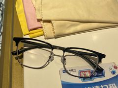 -新视达眼镜店·蔡司·依视路(名镜苑店)
