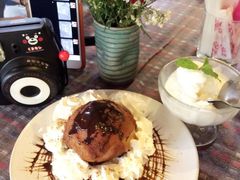 -Dash Teak House