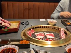 -铭牛烧肉·和牛海鲜自助(高新月牙湖店)