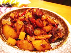 -隔壁老王·家常云南菜(花巷店)