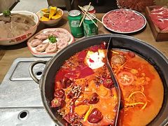 番茄牛油鸳鸯锅底-袁山山重庆火锅(丈八北路店)
