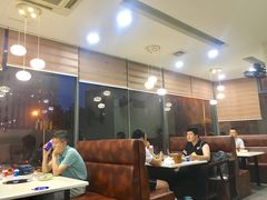 大堂-鑫悦楼煎蟹·16年海鲜大排档