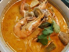 冬阴功海鲜米粉汤-长勺子东南亚(街道口店)