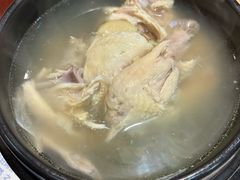 补身参鸡汤-青松馆韩国料理(香港中路佳世客店)