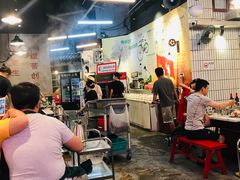 大堂-憨铁匠老火锅(龙岗万科里店)