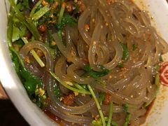 万记特色酸辣粉-万记麻辣烫国展总店