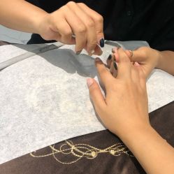 -纤指百魅美甲美睫