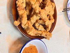 -猪三哥肥肠鸡川菜小炒