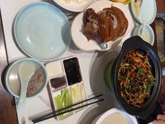 -梅利汴京烤鸭•开封豫菜地标店(东司门店)