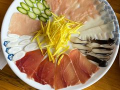 -桥香园过桥米线(国贸店)