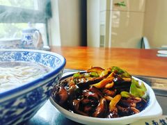 双菇肉片浇头-伟记奥面馆(养育巷店)