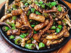 铁板鱿鱼须-八张桌子(老店)
