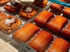 -VERIE BAKEHOUSE