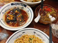 -黑白电视长沙小吃(美林M·LIVE天地东座店)