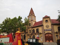 门店靠近道路交通博物馆-1910老鲁味海鲜·戳子肉·青岛菜(金沙滩店)