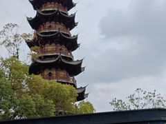 -龙华寺