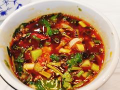 -乡土特色.冷锅鱼.牦牛肉汤锅