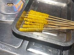-马路牙子烧烤馄饨酒馆(望京店)