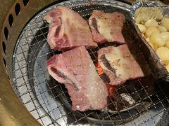 -山川小町·极番烧肉(新地假日广场店)