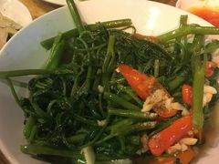 -Kat's Kitchen