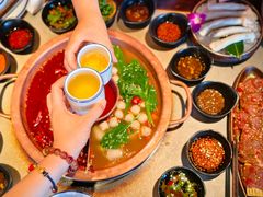 重八秘制红油骨汤牛丸鸳鸯锅-重八牛府(花乡奥莱店)