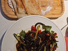 -小鱼小牛·鱼牛干锅·脆鱼火锅(世欧广场店)