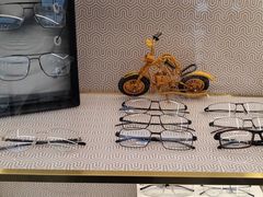 -世纪大明眼镜·蔡司战略授权店(汉街店)